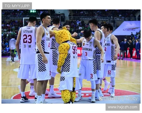 CBA广东队与深圳队激战正酣谁能在这场对决中笑到最后